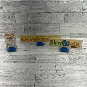 Set Of 3 Vintage Double Sided Lincoln Logs Signs &‎ Holders